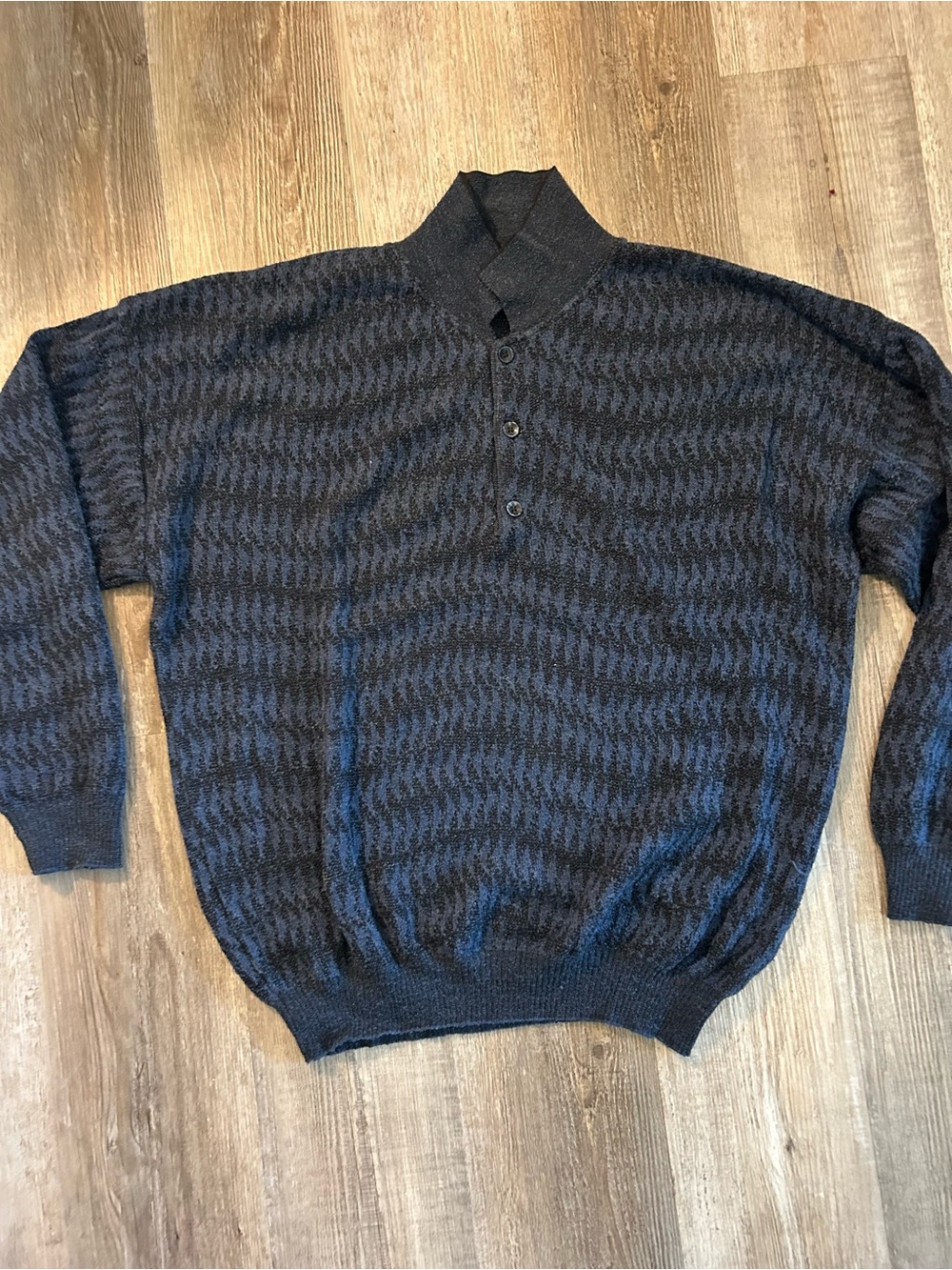 Vintage BachRach Men's Navy and Black Knitted Button Polo Sweater
